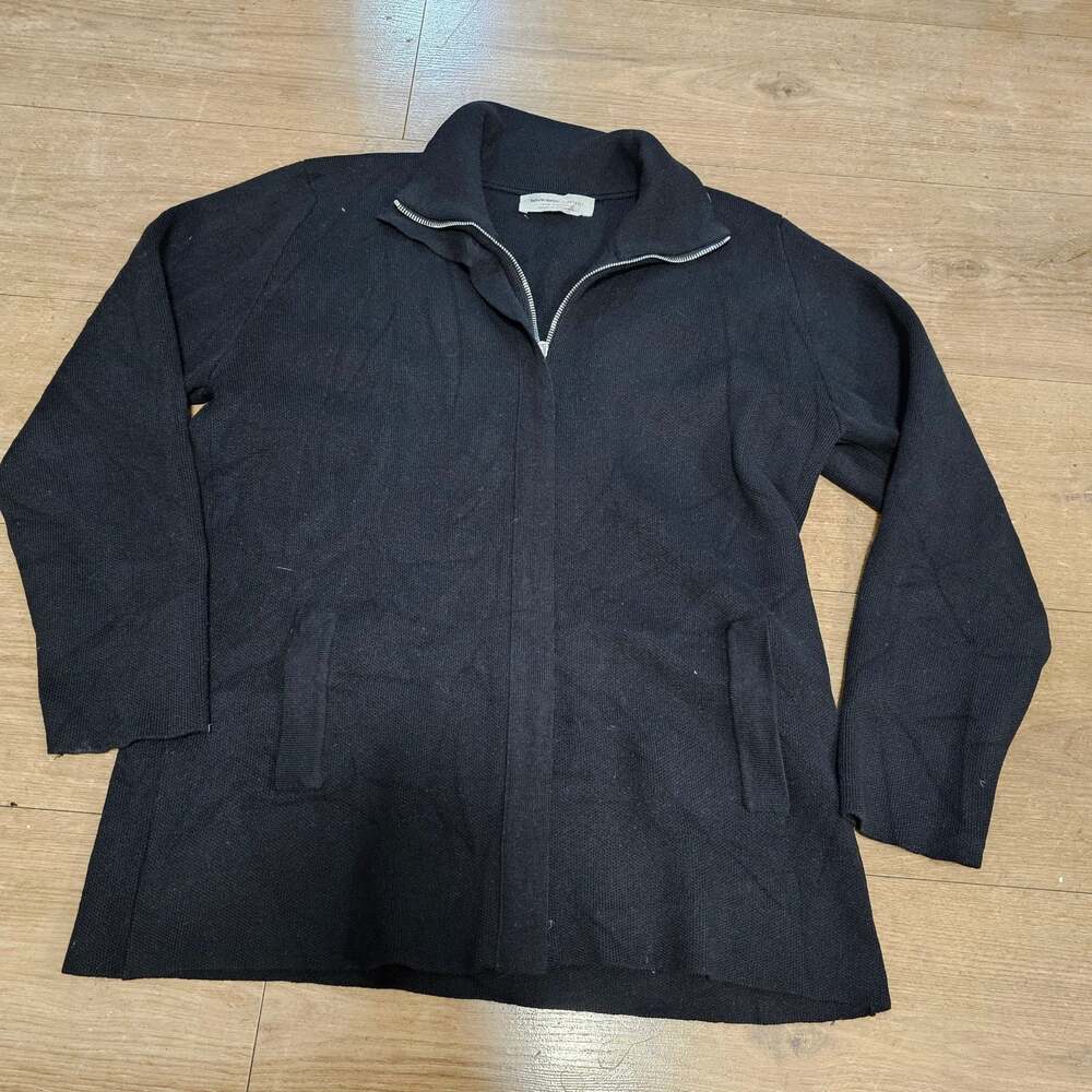 Johnstons of Elgin Black 100% Cashmere Made In Scotland Women’s Cardigan size 40